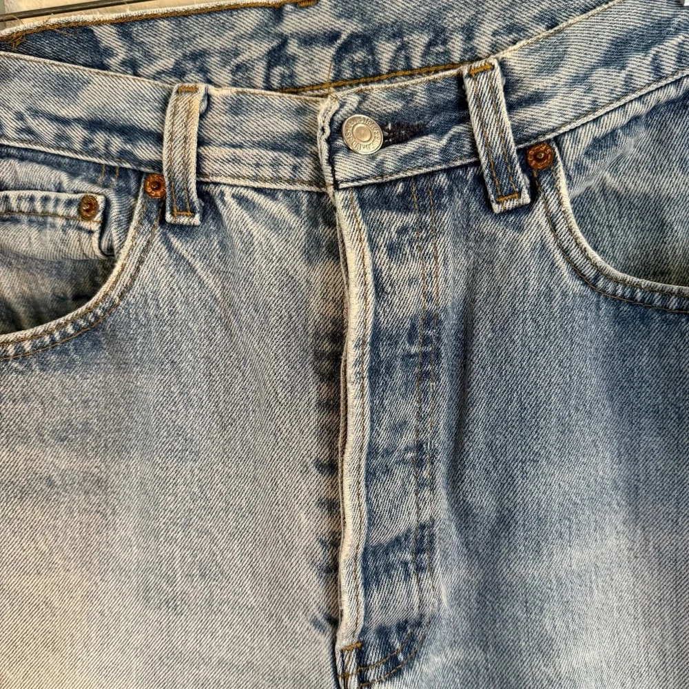 Vintage Restored Levi 501 Jeans 32"W X 28 1/2" Inseam - Picture 3 of 16